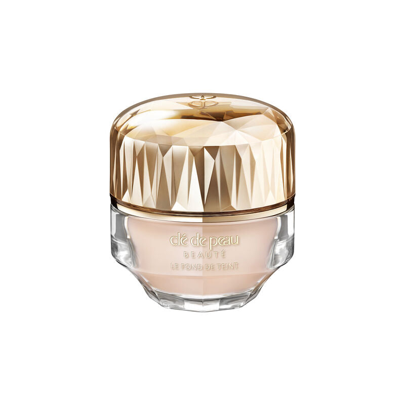 Clé de Peau:The Foundation SPF 22-The Luxury Lane