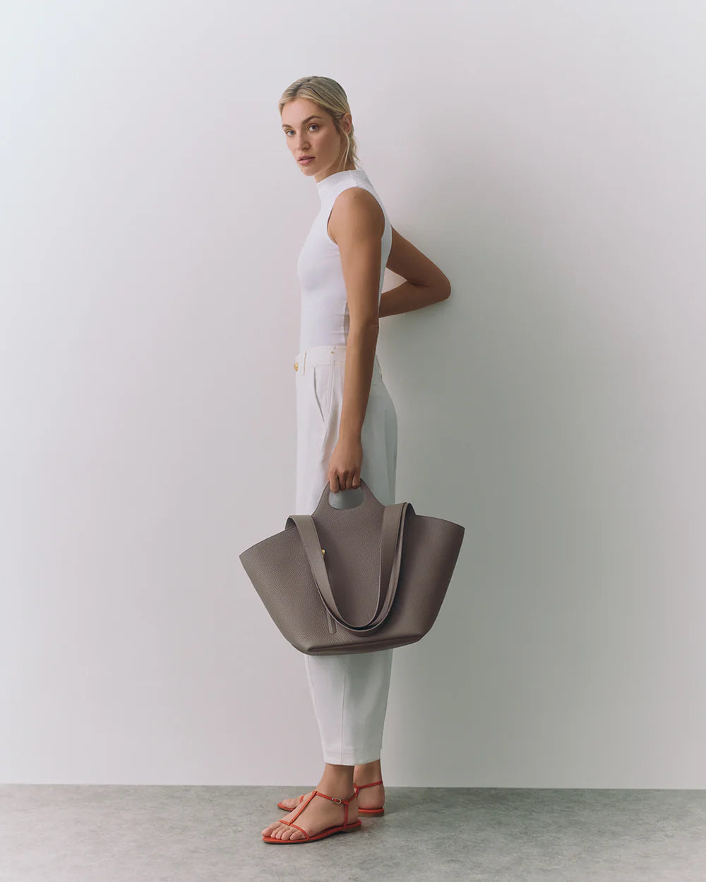 Cuyana Paloma Tote-The Luxury Lane
