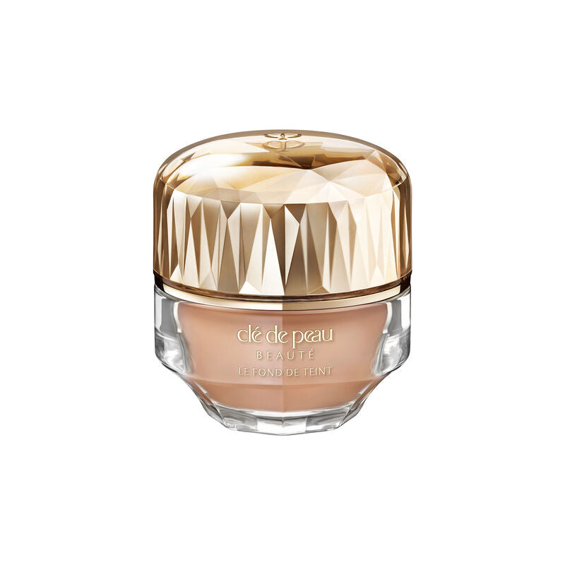 Clé de Peau:The Foundation SPF 22-The Luxury Lane