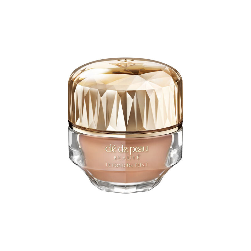 Clé de Peau:The Foundation SPF 22-The Luxury Lane