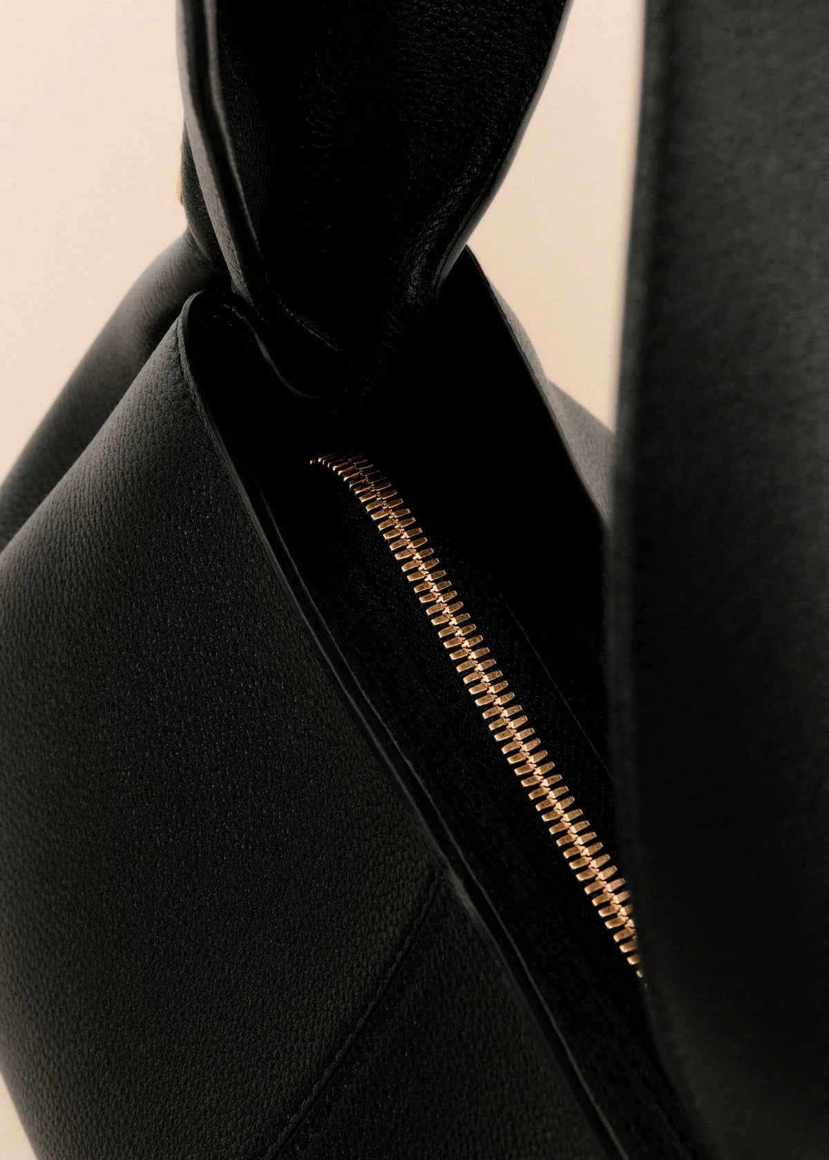 Polene Numéro Neuf East West