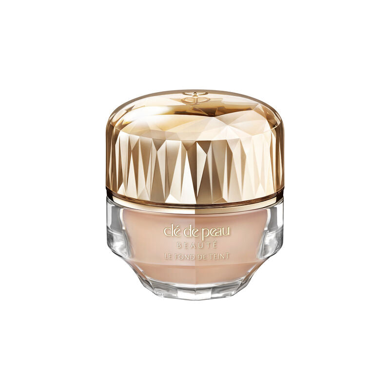 Clé de Peau:The Foundation SPF 22-The Luxury Lane