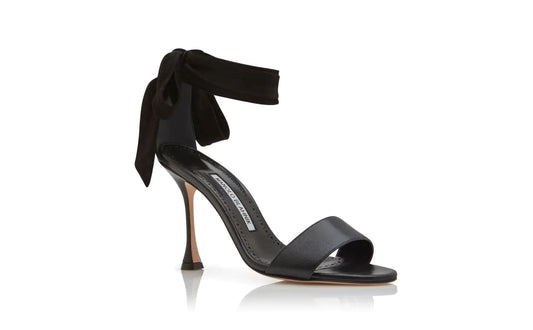 Manolo Blahnik Chastana